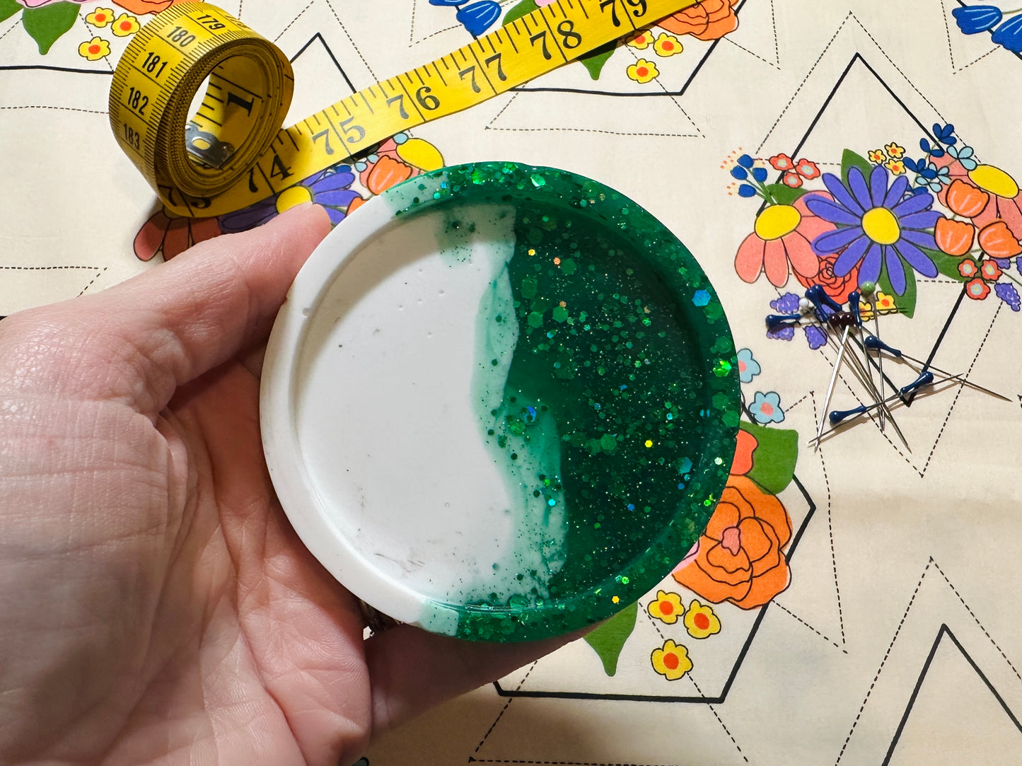GLITTER Green Resin Magnetic Pin Dish
