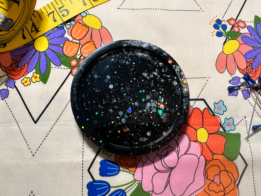 GLITTER Black Resin Magnetic Pin Dish