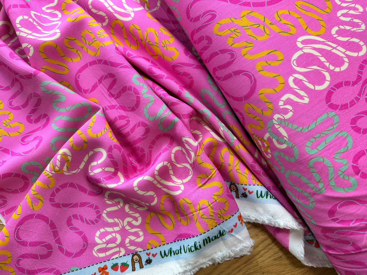 Squiggles - 100% Viscose